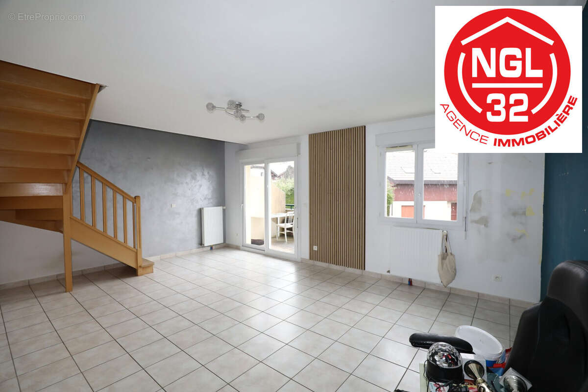 Appartement à MENTHONNEX-EN-BORNES
