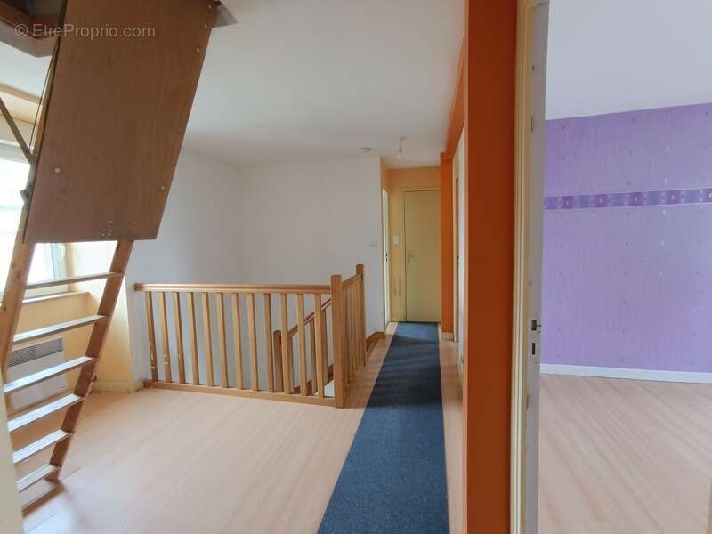 Maison à LAZ