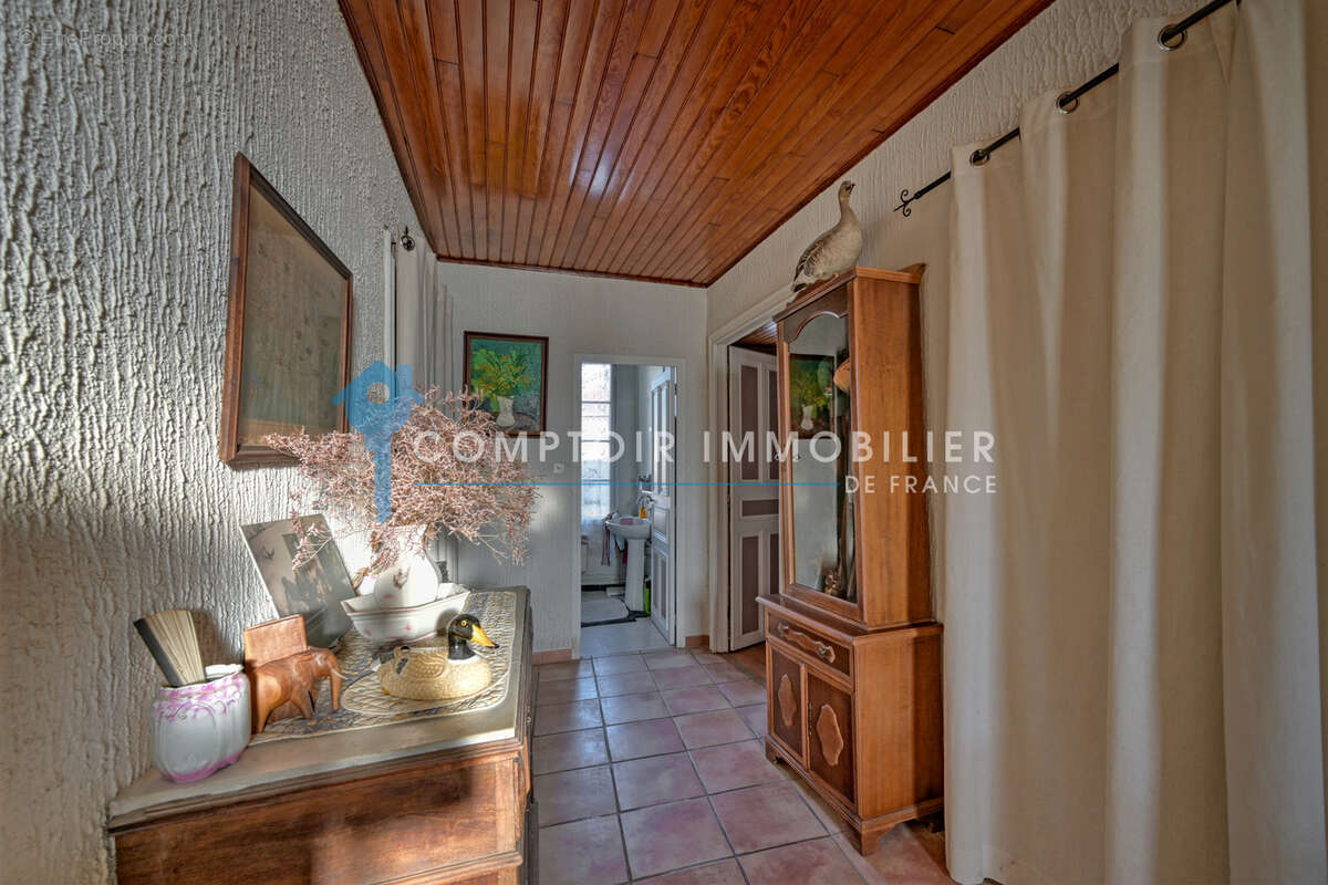 A vendre dept 30 (gard) beauvoisin maison de village 4 chambres jardin et grand garage - photo 7