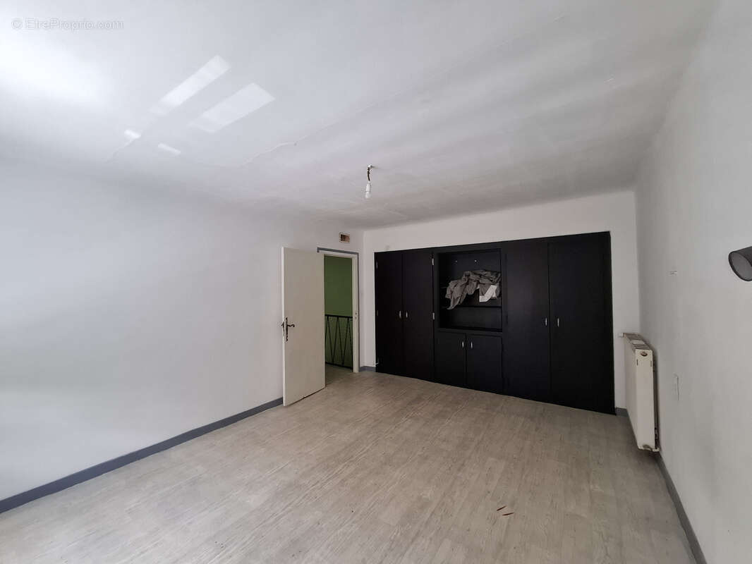 Maison à SAINT-ETIENNE-DE-MER-MORTE