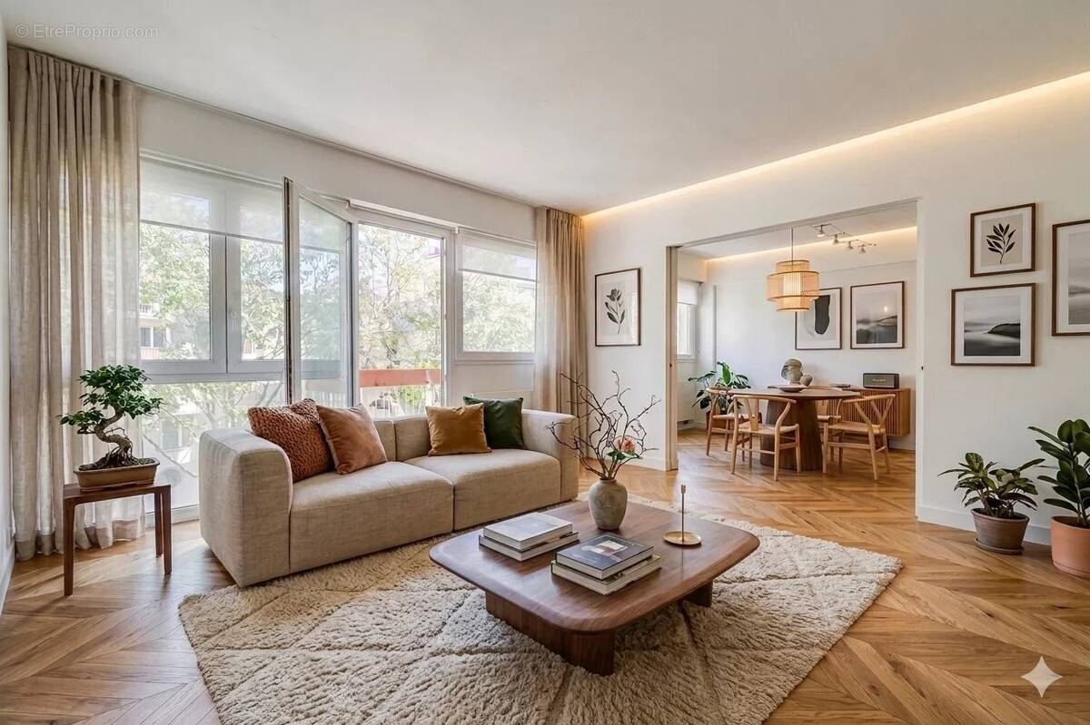Appartement à PARIS-17E