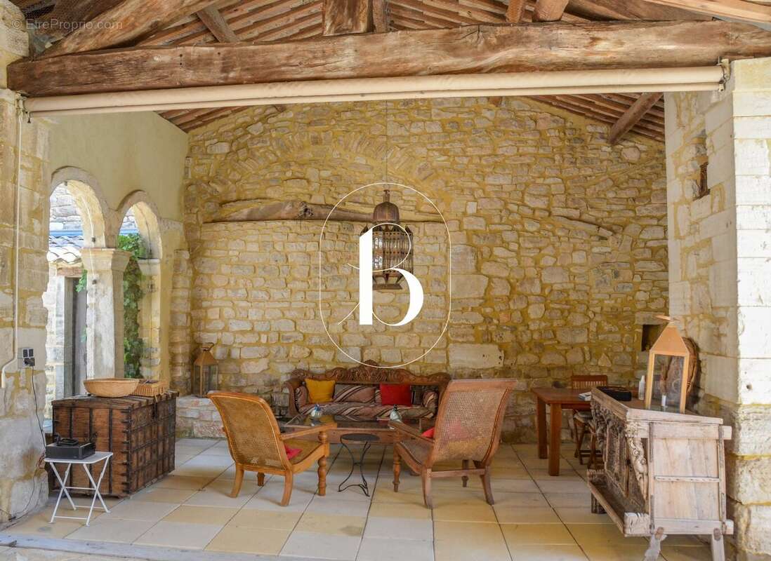 Maison à GOUDARGUES