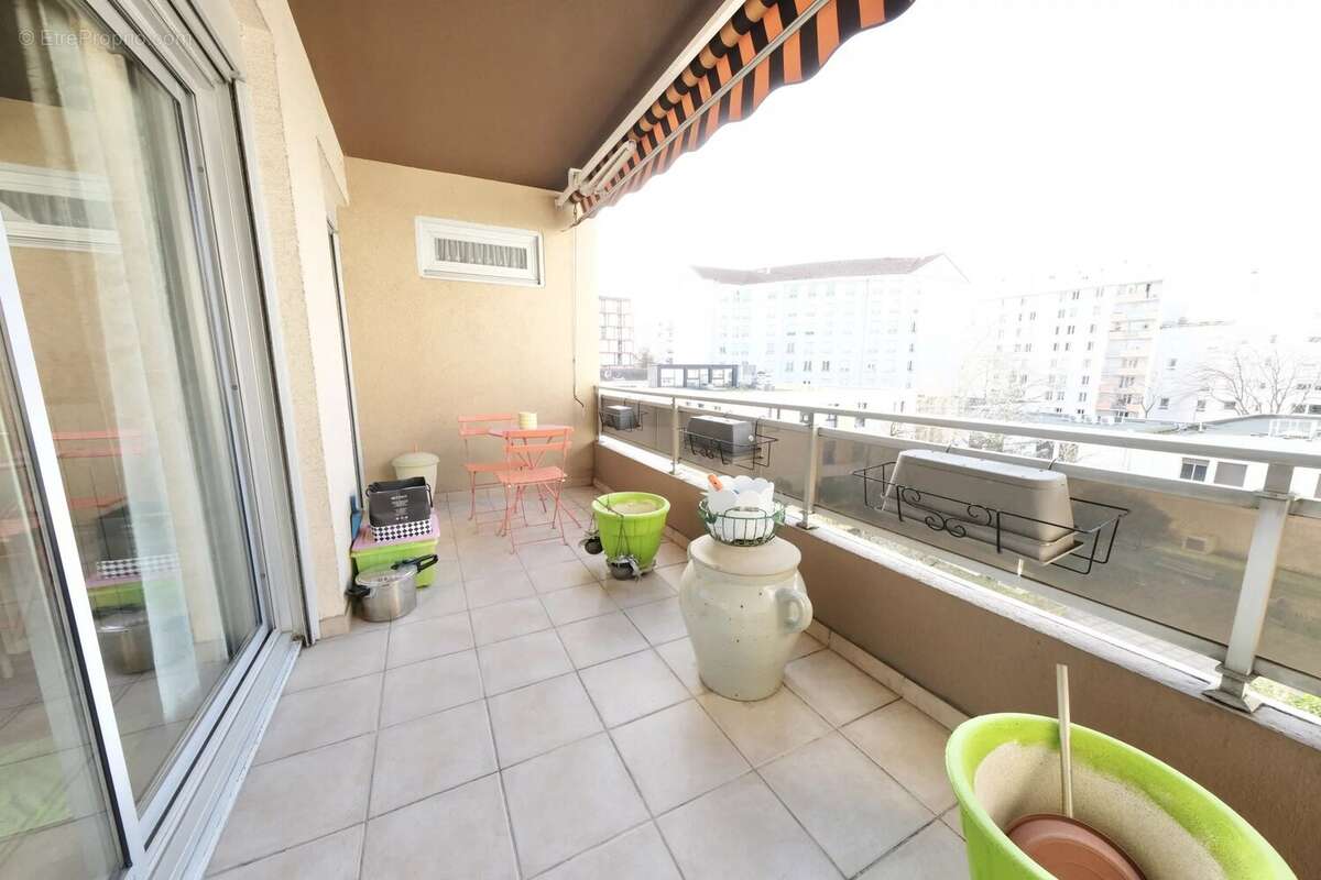 Appartement à VILLEURBANNE