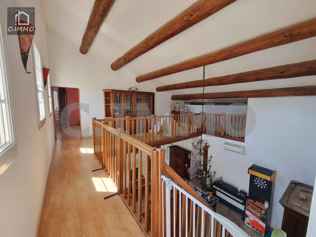 Maison à ESPONDEILHAN