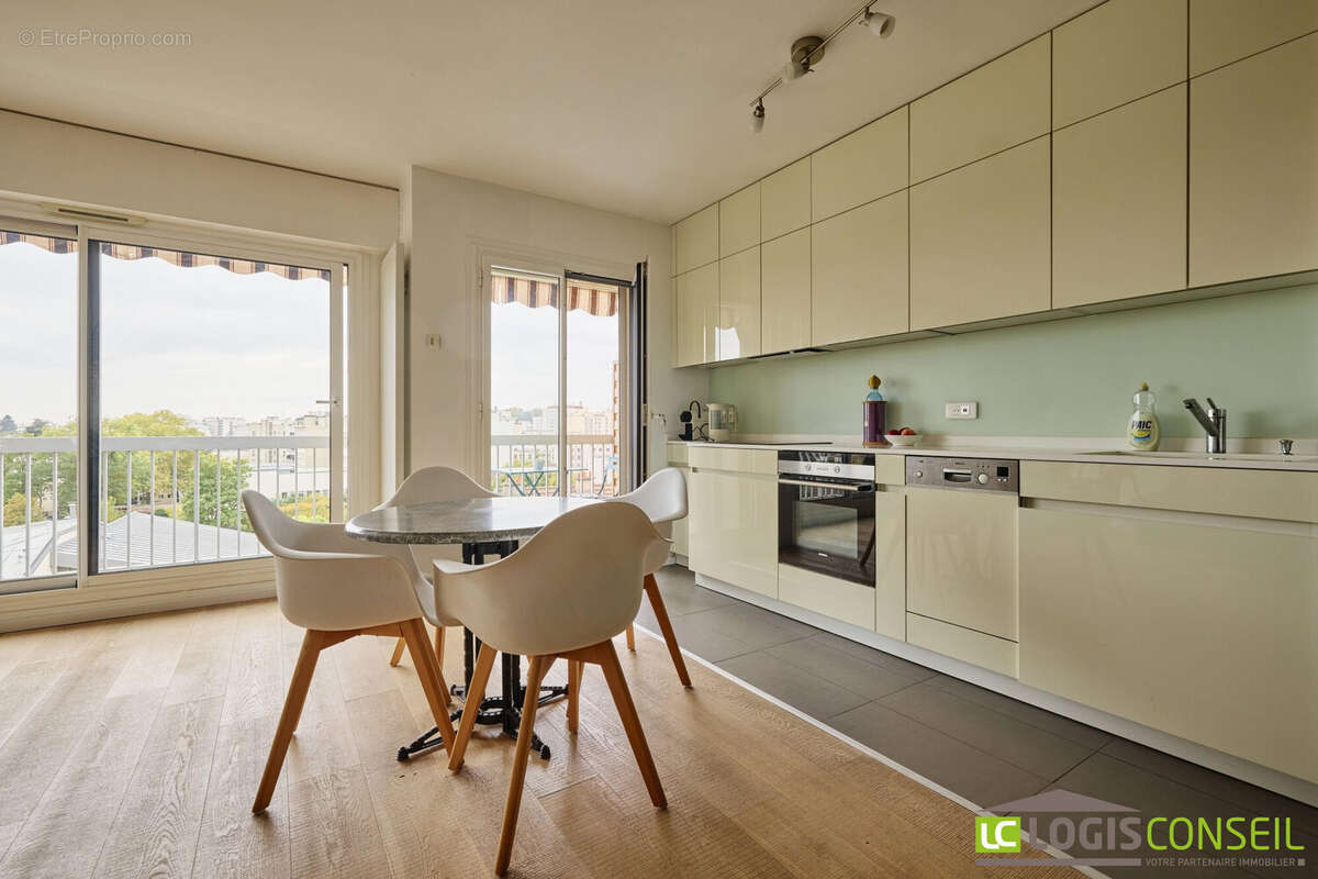 Appartement à BOURG-LA-REINE
