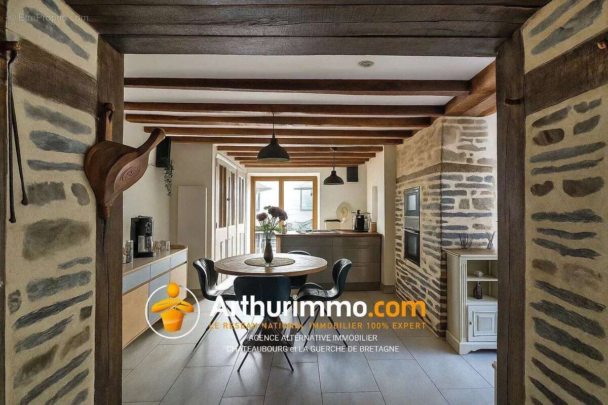 Maison à CHATEAUGIRON
