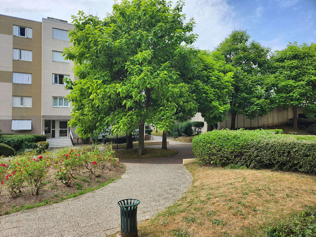 Appartement à TAVERNY