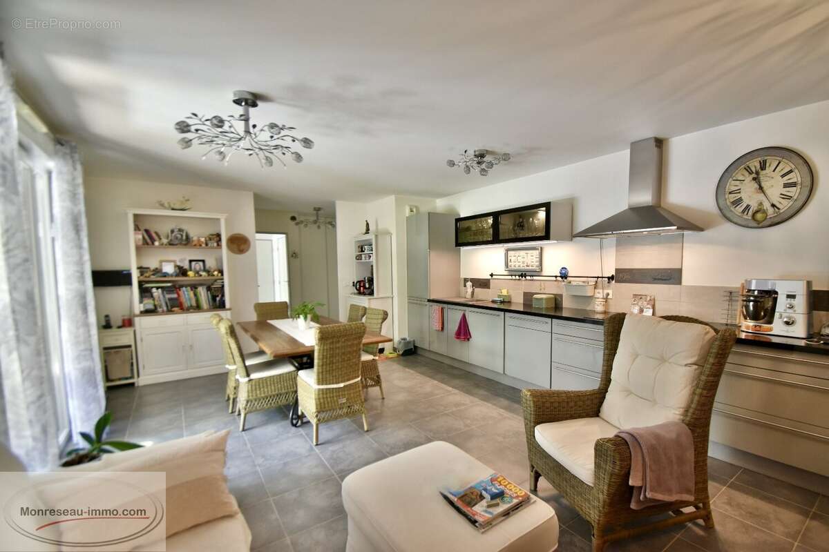 Appartement à LE CANNET