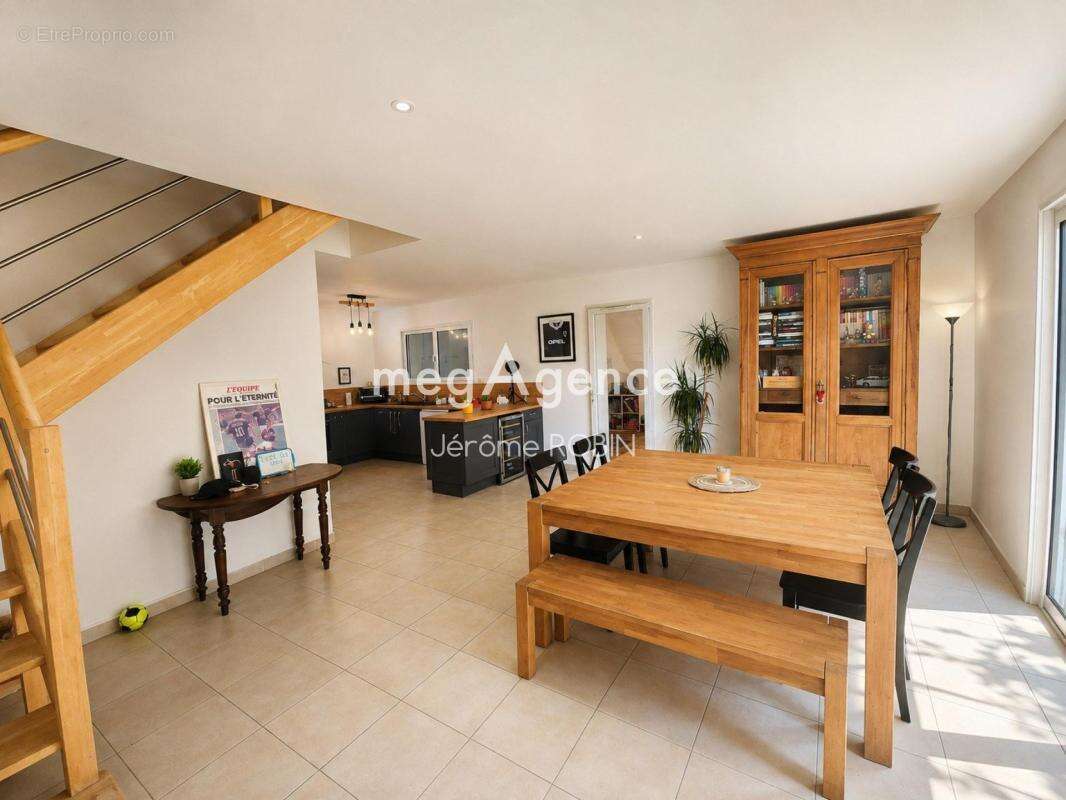 Maison 4 chambres avec vue exceptionnelle sur la Dordogne - photo 3