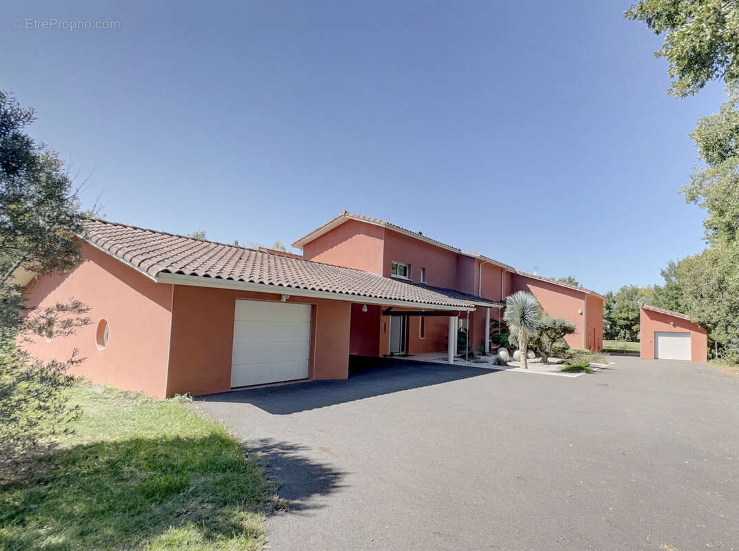 Maison à CAMBOUNET-SUR-LE-SOR