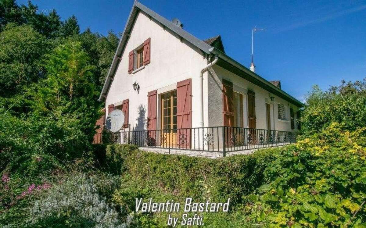 Photo 2 - Maison à SAINT-MARTIN-LE-BEAU