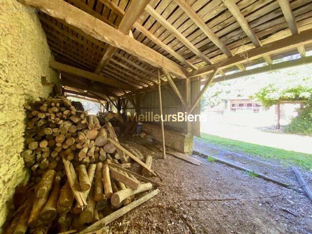 Maison à SAINT-CLAR