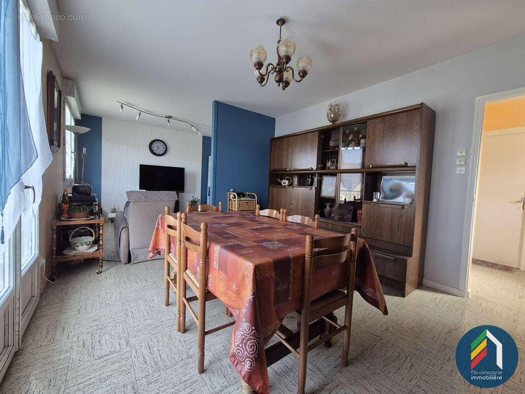 Maison à LA MEILLERAIE-TILLAY