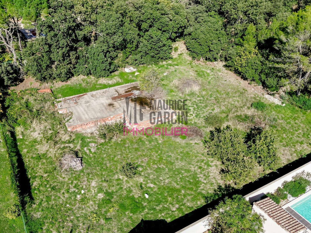 Terrain à LAGARDE-PAREOL