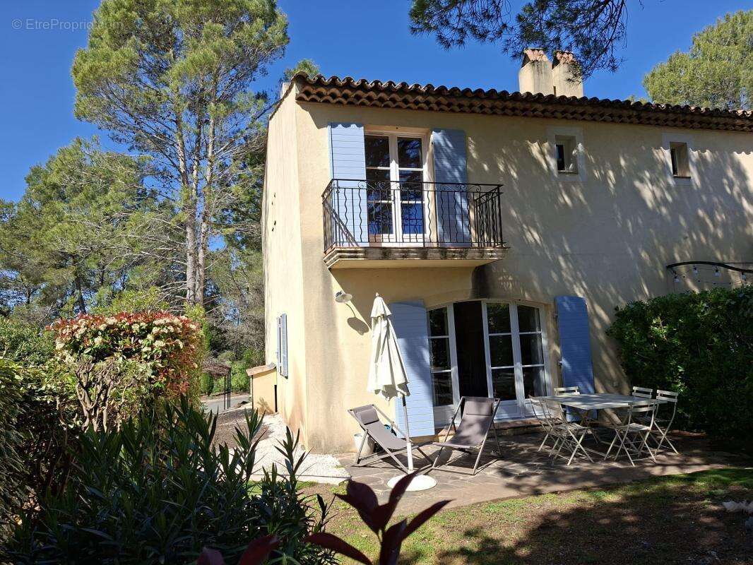 Maison à LA MOTTE
