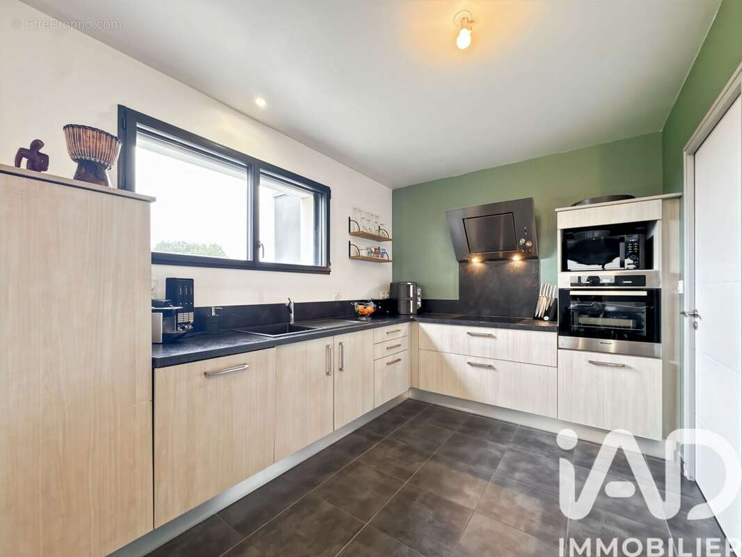 Photo 8 - Maison à BONCHAMP-LES-LAVAL