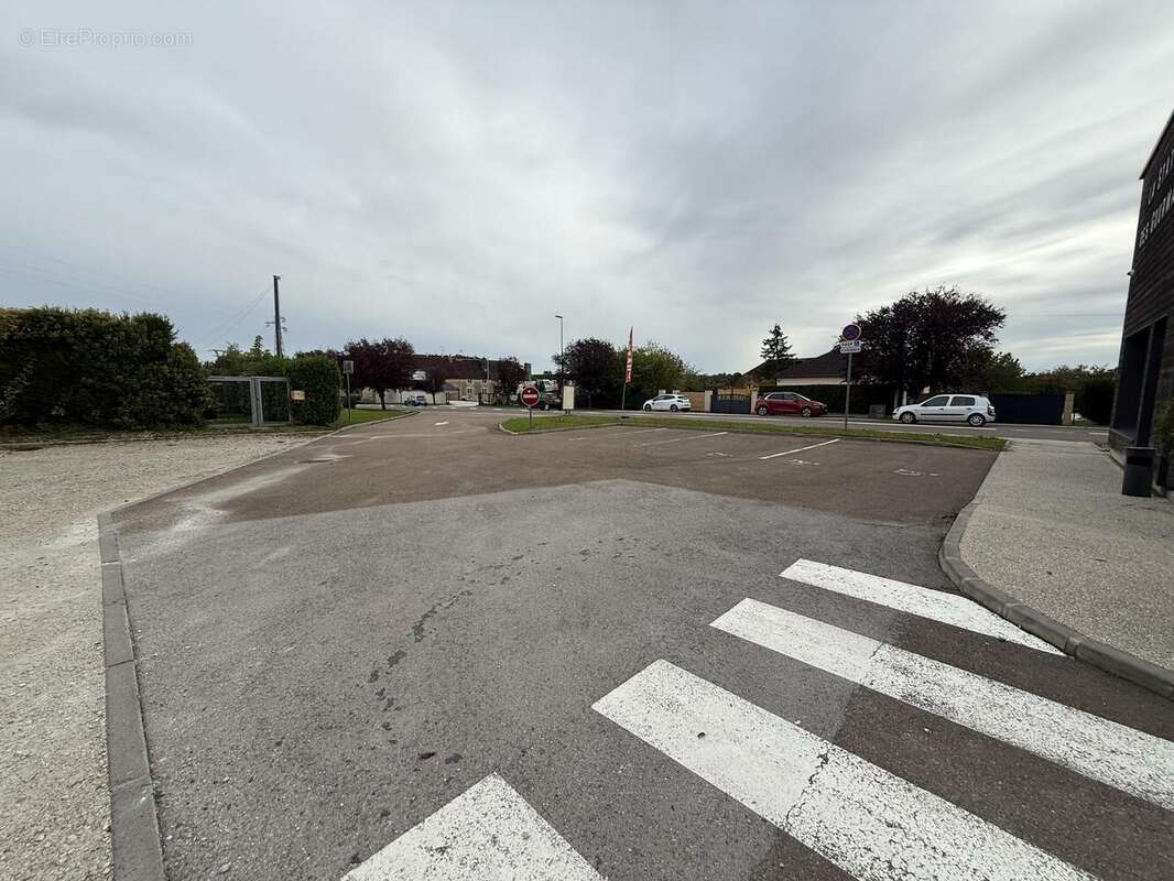 Photo 3 - Commerce à MESNIL-SAINT-PERE