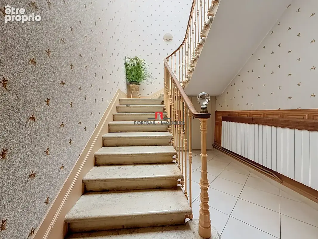 Maison 7 pièces 236 m² à vendre à Blaye (33390) - photo 9