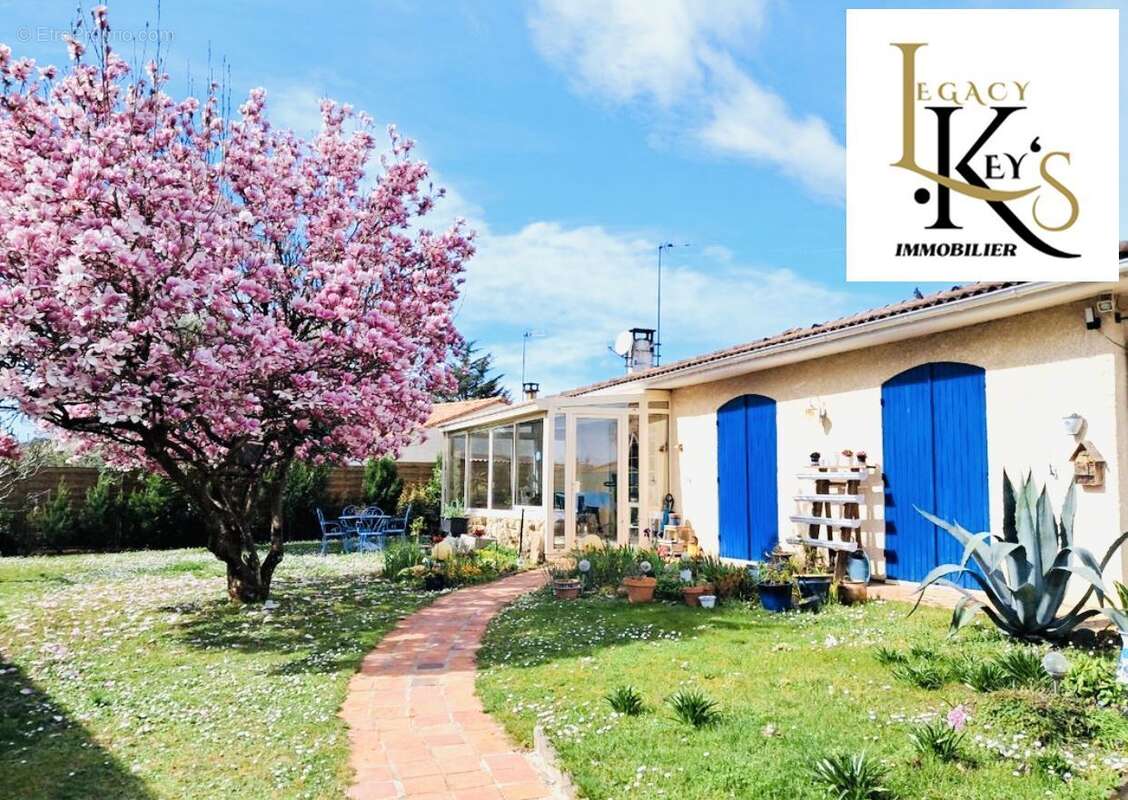 Maison à VILLENAVE-D&#039;ORNON