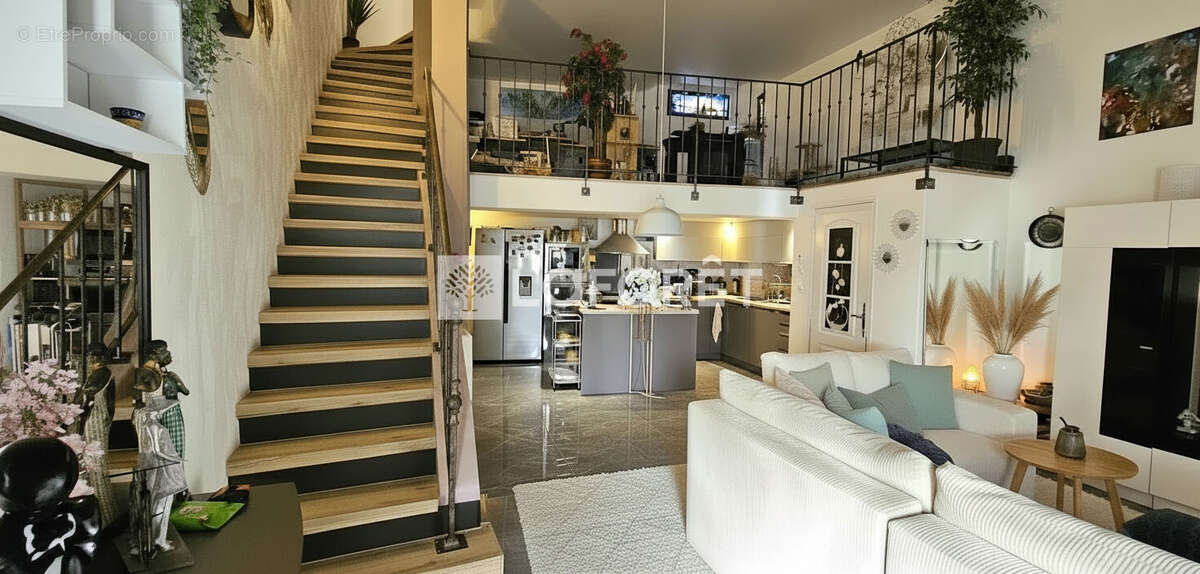 Maison à MALLEMORT