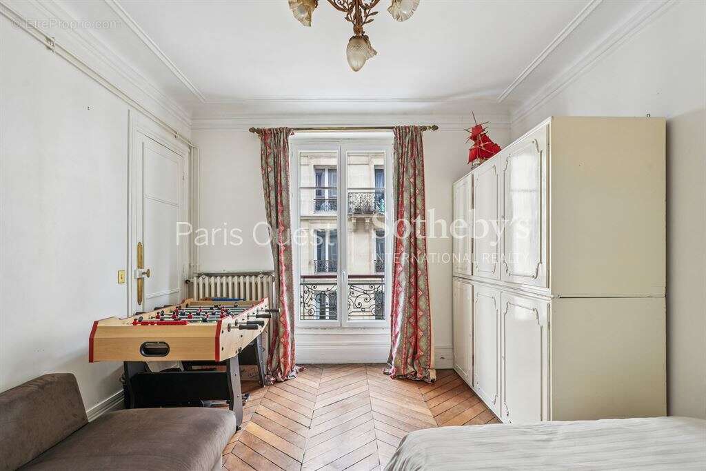 Appartement à PARIS-9E