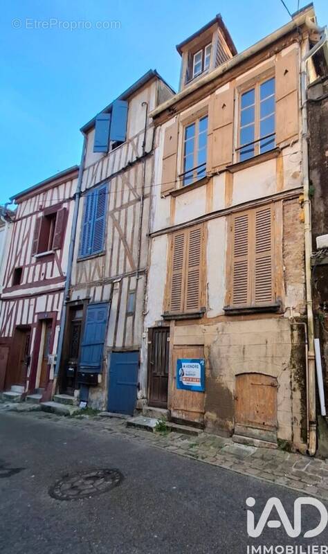 Photo 1 - Maison à JOIGNY