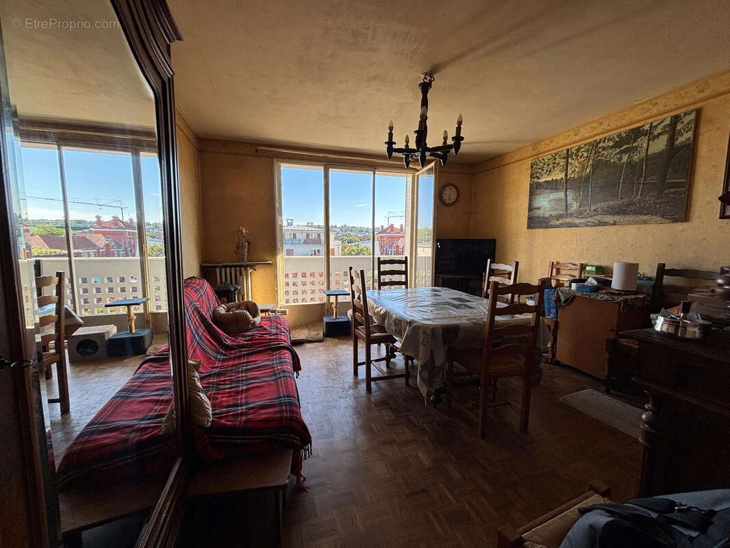 Appartement à RUEIL-MALMAISON