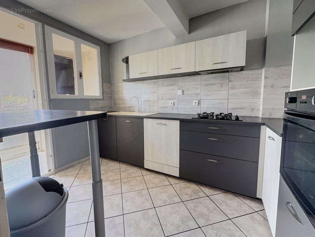Appartement à CHENOVE