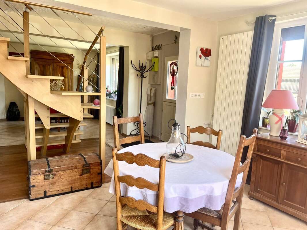 Maison 160 m² à Saint-Clair-Sur-Epte  - photo 7