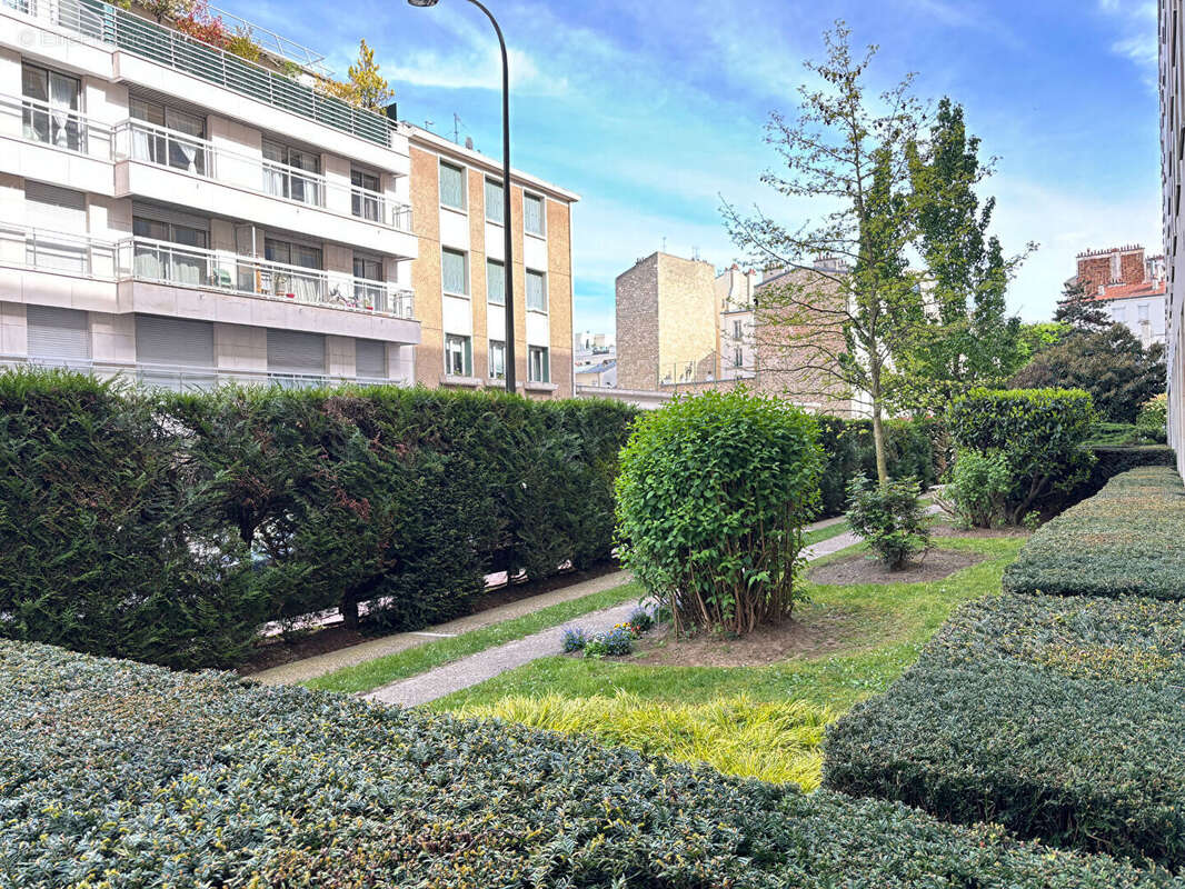 Appartement à LEVALLOIS-PERRET
