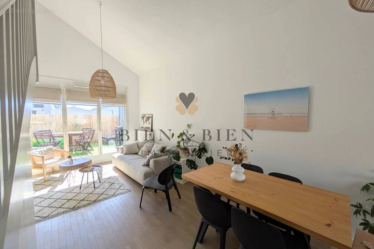 Appartement à BORDEAUX