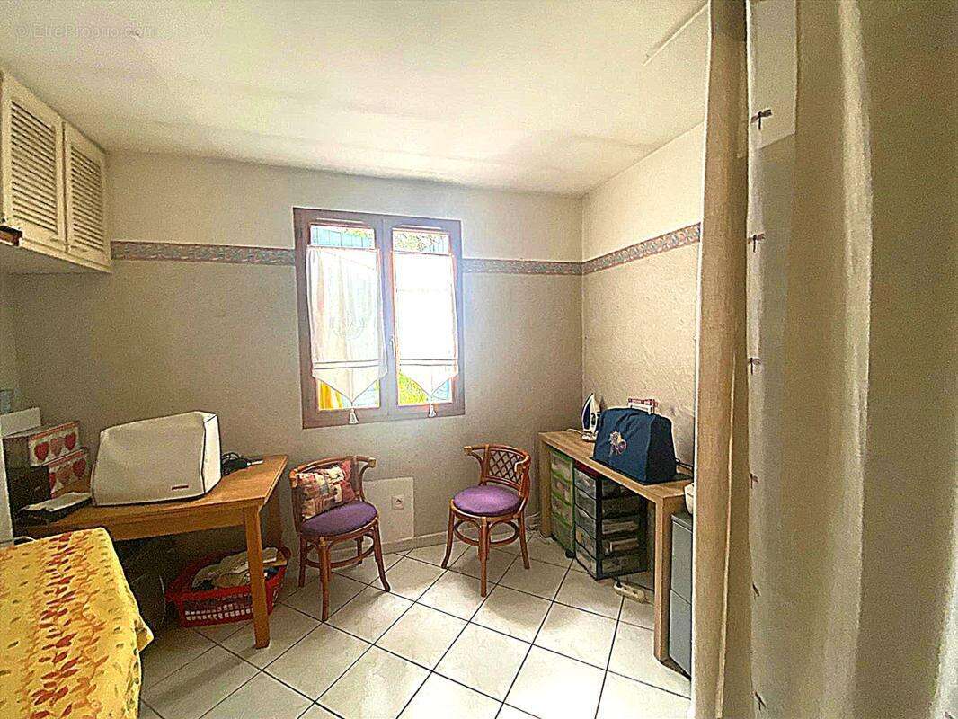 CARCES (83) - Maison 3p - 61m² - photo 7