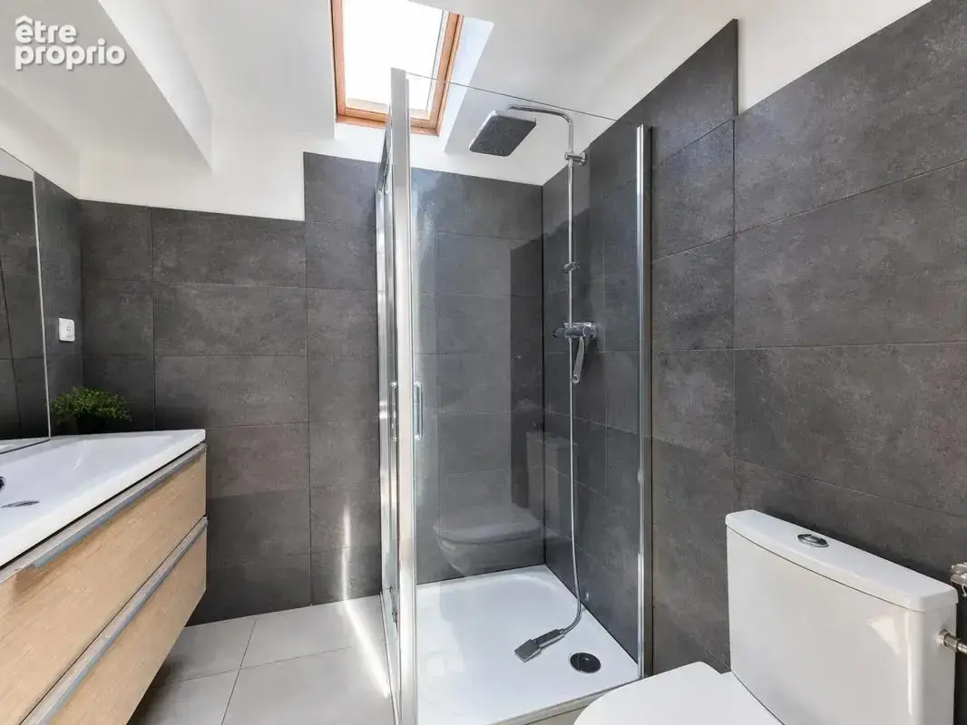 Maison à rénover - 7 pièces - 160 m² - Jarnac centre-ville - photo 8