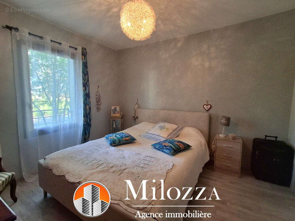 Appartement à HEYRIEUX