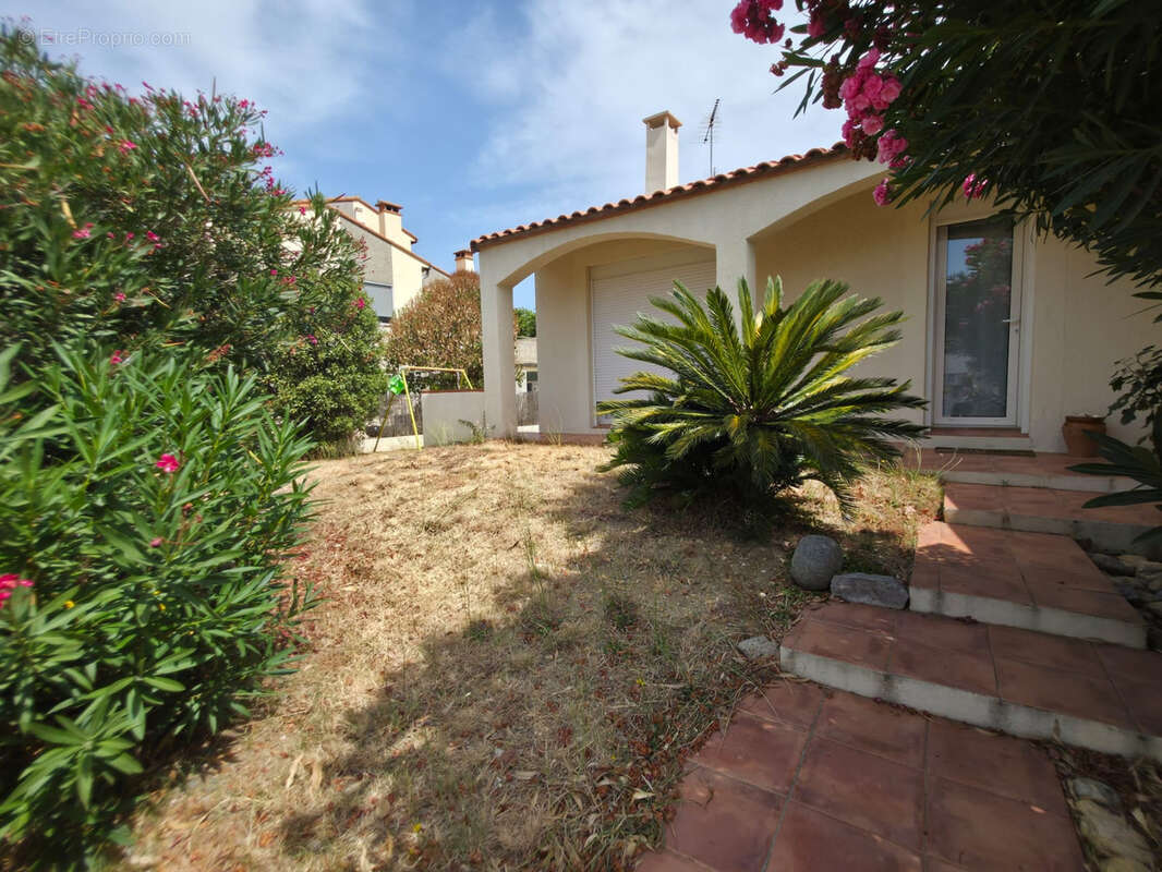 Maison Familiale T5 avec Piscine - Perpignan - photo 2