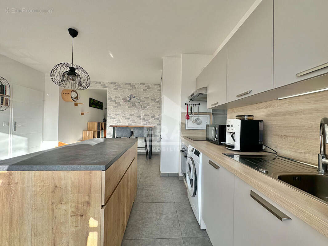 Appartement à SARTROUVILLE