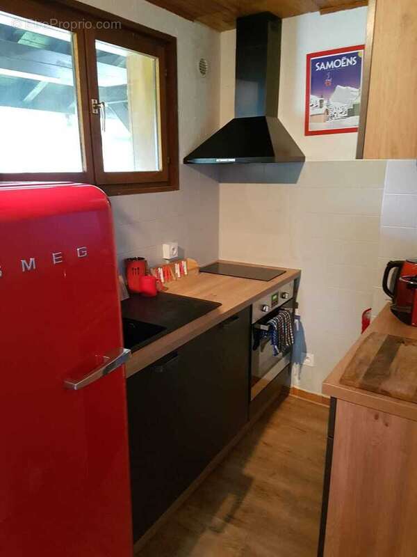 Maison à LA RIVIERE-ENVERSE