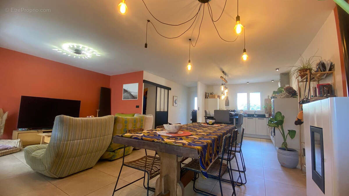 A vendre ARGENS MINERVOIS   Maison T4 de plain-pied de 92 m2 avec garage - photo 3