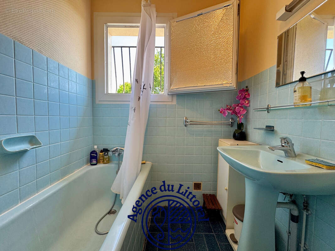St Georges de Didonne maison sur deux niveaux avec jardin - photo 16