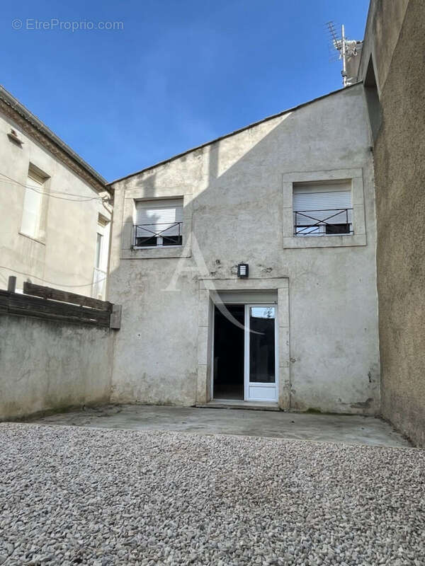 Maison à LEZIGNAN-CORBIERES