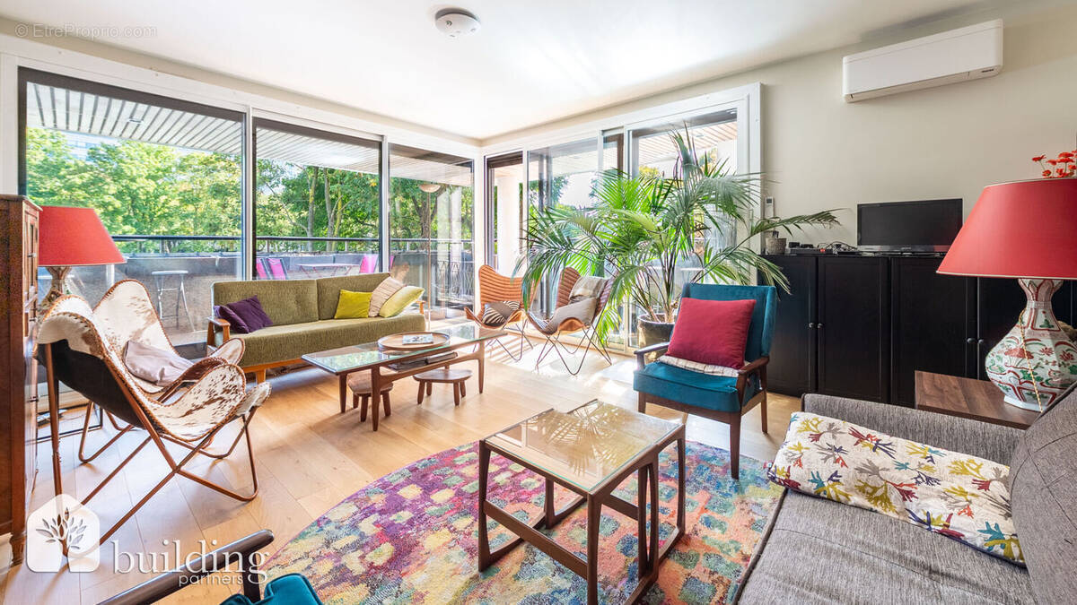 Appartement à LEVALLOIS-PERRET