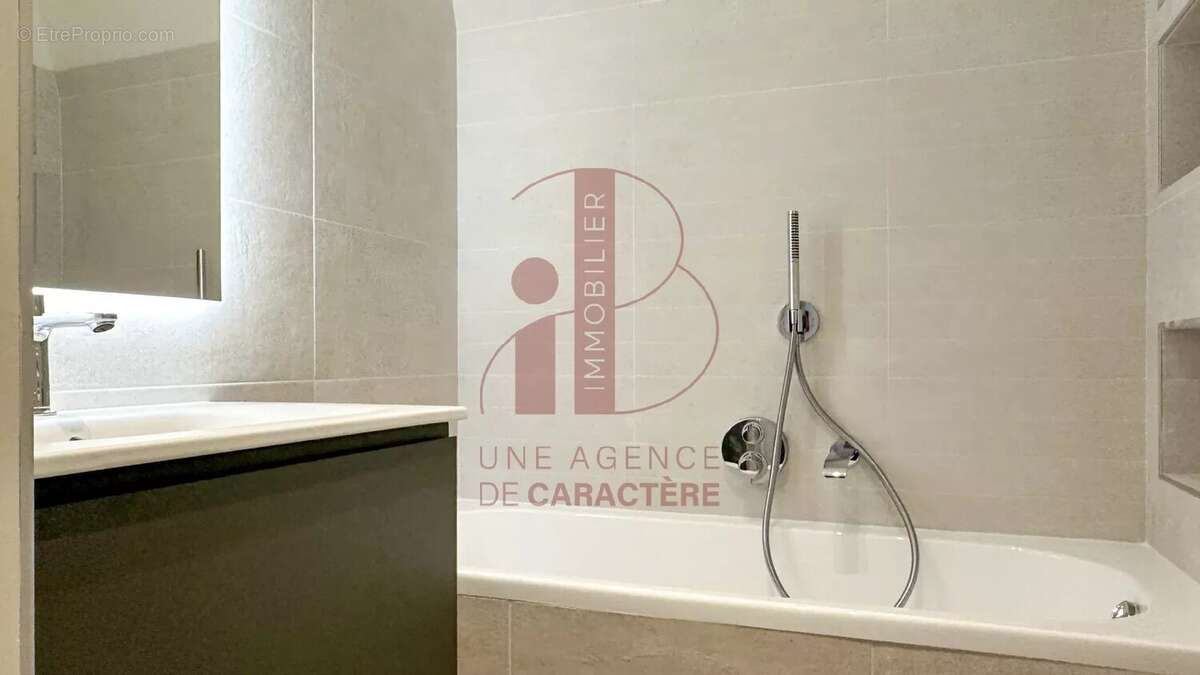 Appartement à FONTAINEBLEAU