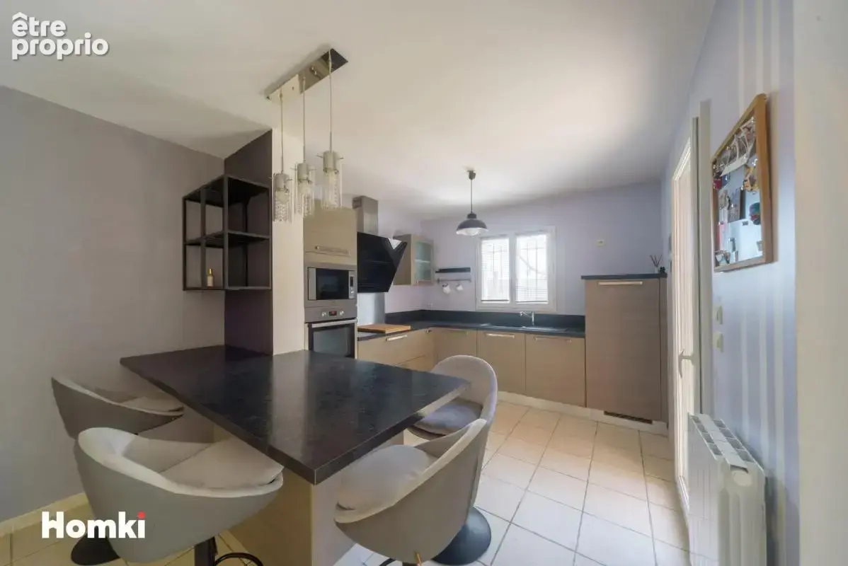 Maison/Villa T6 de 110 m² à La Farlède 83210 - photo 4