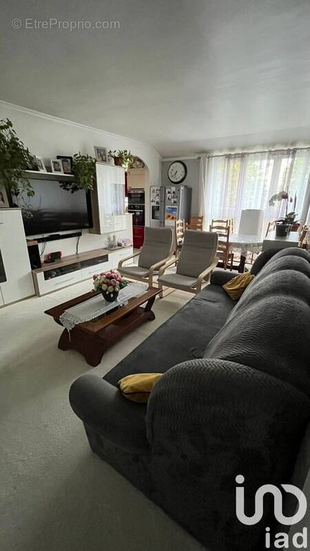 Photo 1 - Appartement à VILLENEUVE-LE-ROI