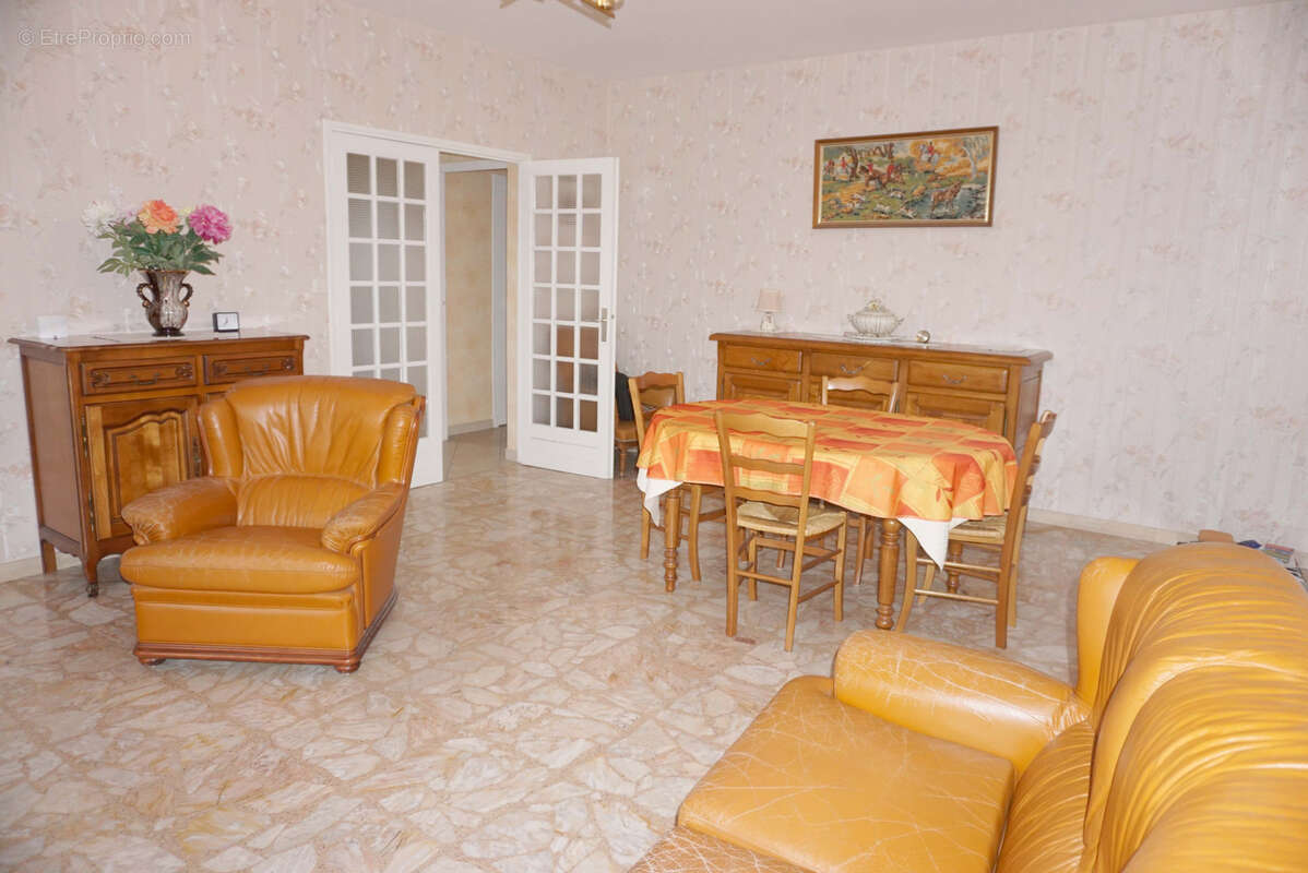 Maison à PARAY-LE-MONIAL