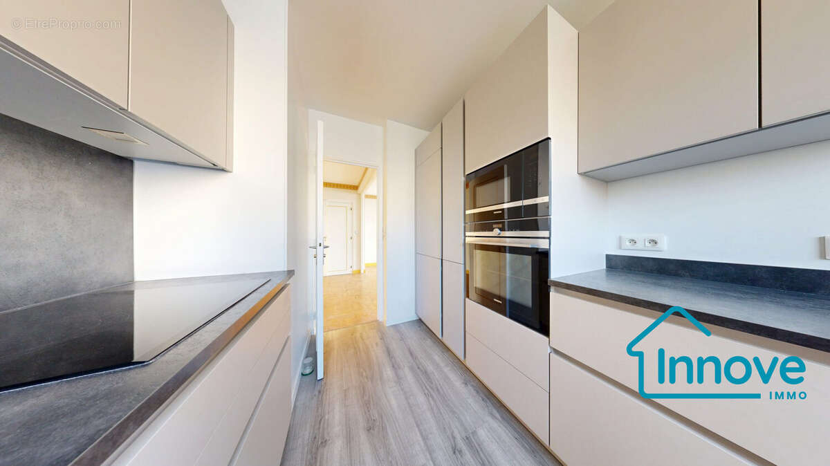 Appartement 78 m² à Versailles  - photo 2