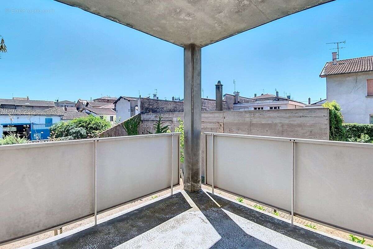 Appartement à BELLEVILLE