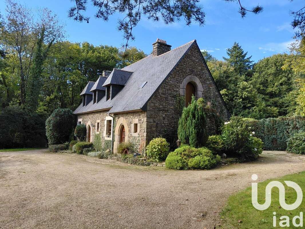 Maison 140 m² à Treffrin  - photo 3