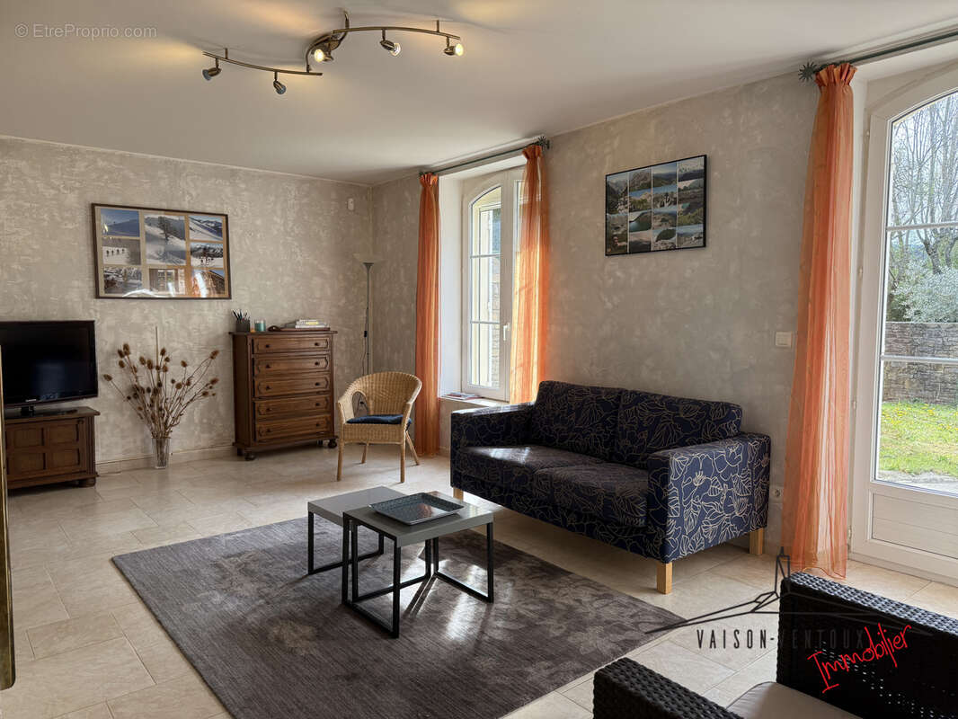 Maison à MALAUCENE