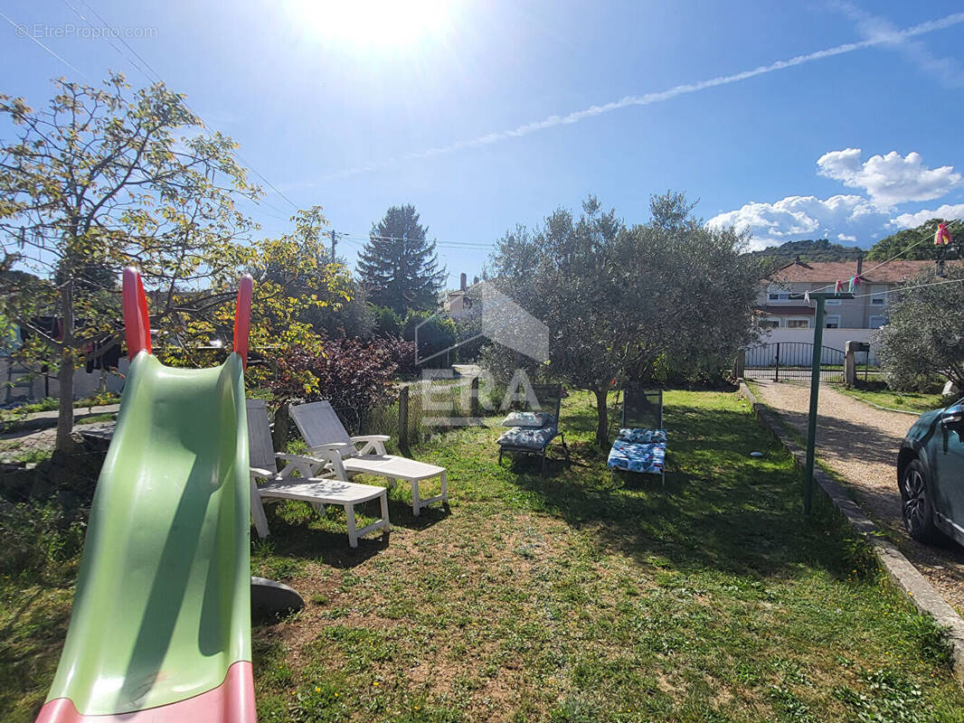 Maison à CHATEAU-ARNOUX-SAINT-AUBAN